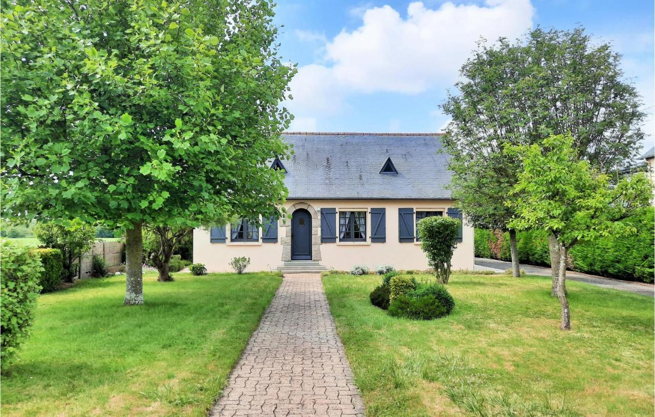 Lovely Home In La Fresnais With Kitchen Exterior foto